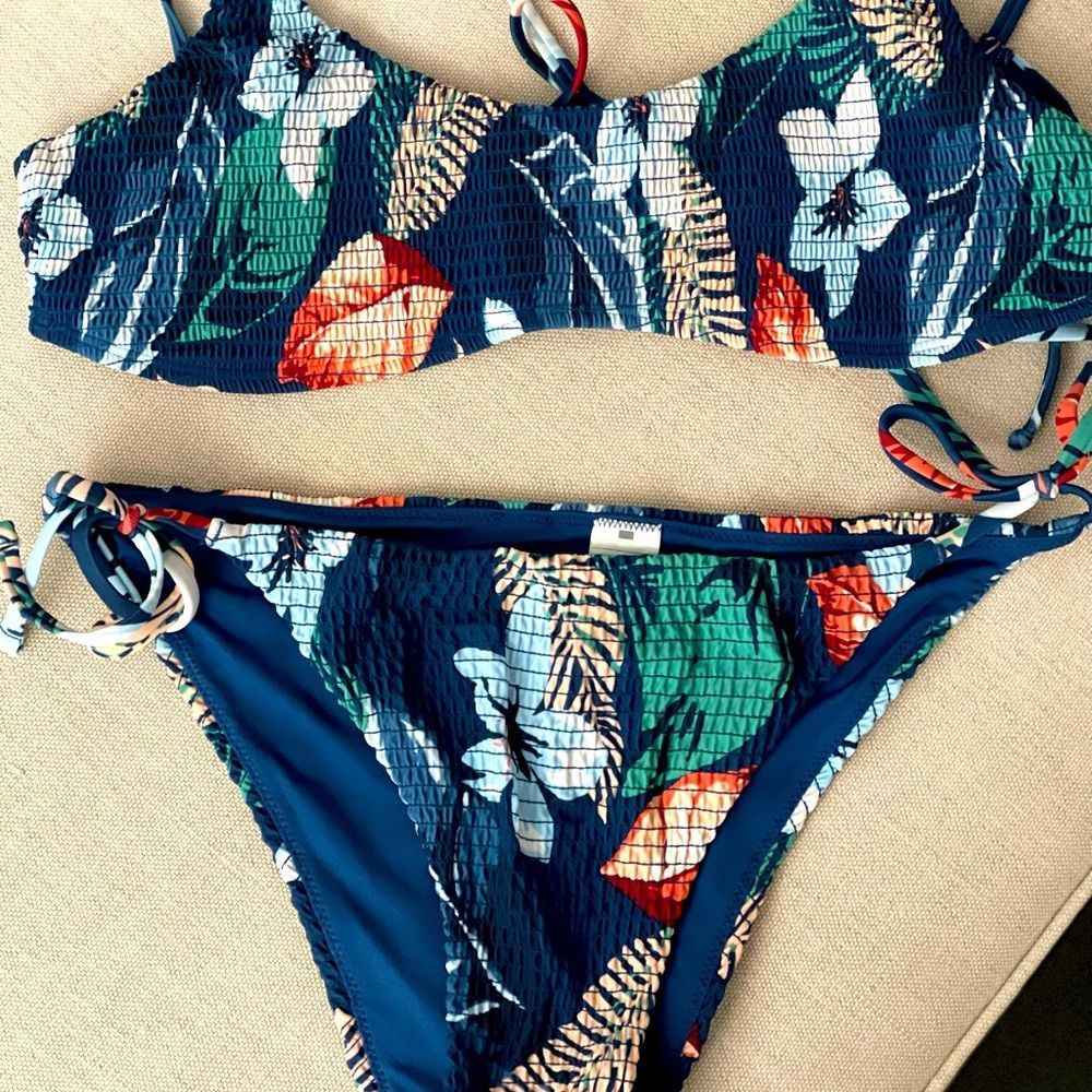 Hollister Bikini
